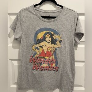 Wonder Woman Gray Heather Retro Graphic Licensed Tee